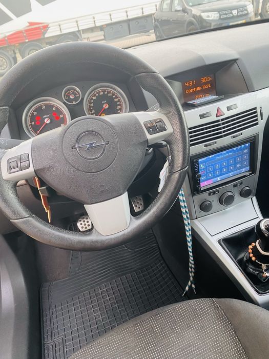 Opel Astra h Gtc Sport