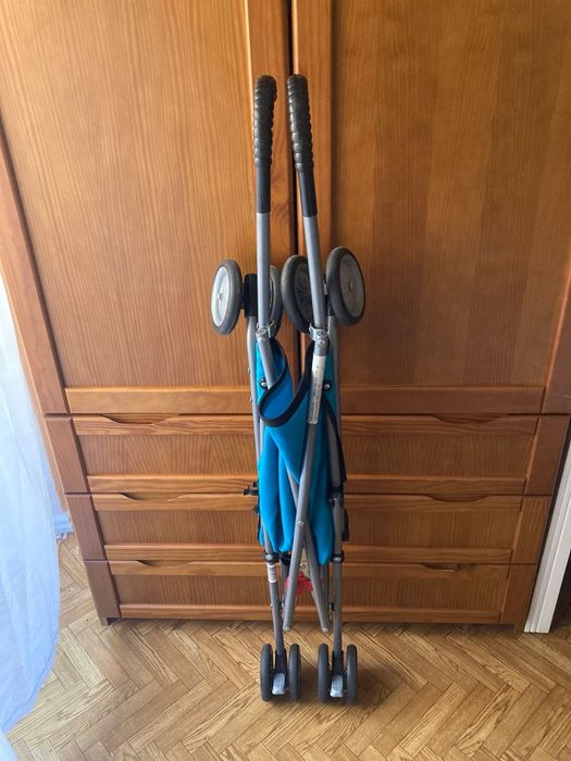 Carrinho de bebe "Cosco"