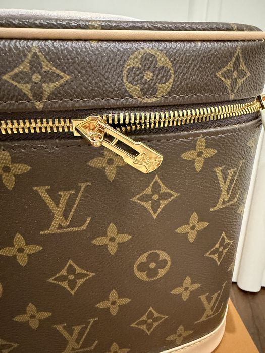 Косметичка сумка LV луи виттон в наявності bigger size