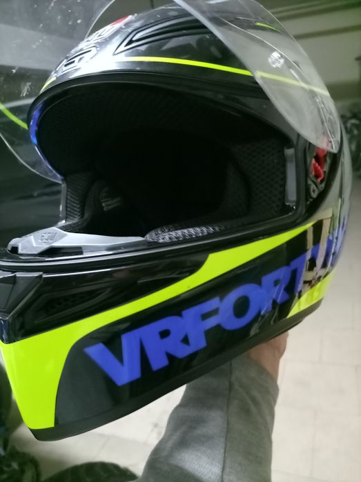 Vendo capacete  agv 46 como novo pouco uso