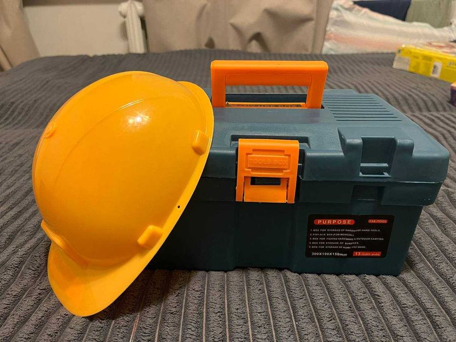 Walizka skrzynka z narzędziami dla dzieci