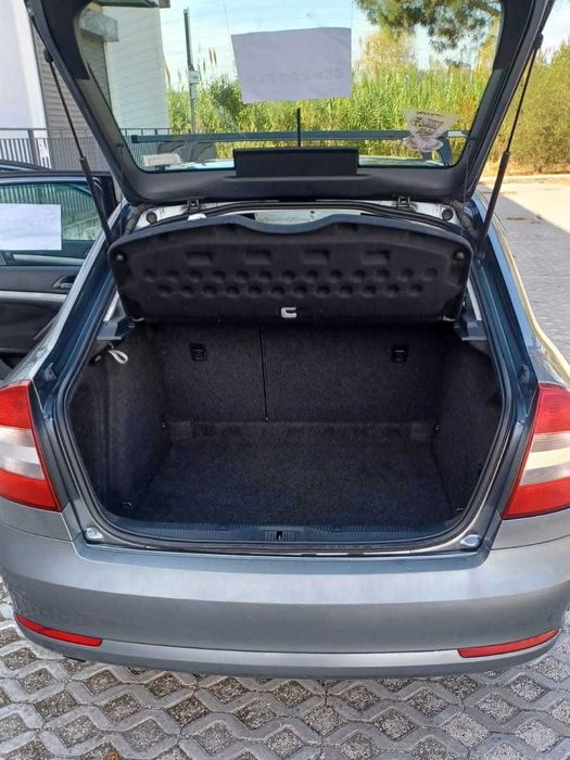 Skoda Octavia 1.6 TDI Jan/2013 - Muito Estimada