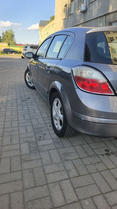 Opel Astra H 2004 року 1,8 автомат
