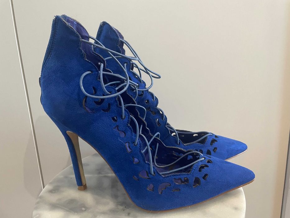 Super modne szpilki założone tylko raz