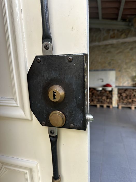 Porta madeira maciça