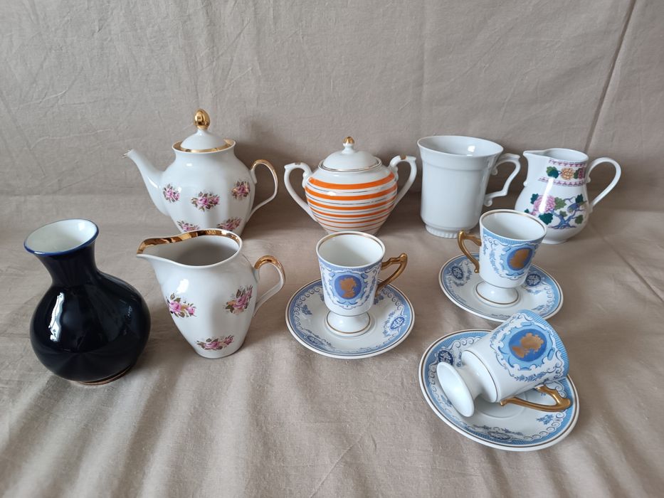 Чайный сервиз фарфоровый