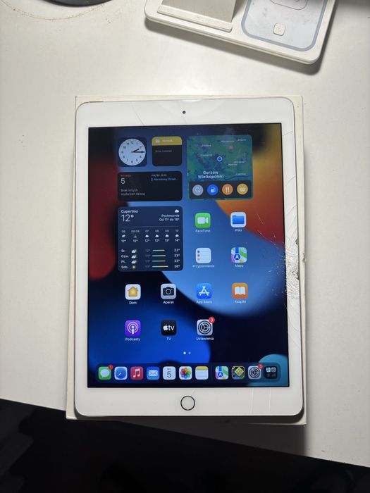 iPad Air 2 (Wi-Fi + Cellular)