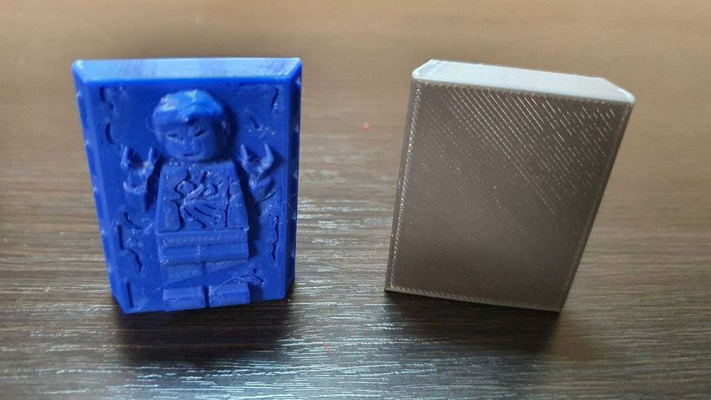 STAR WARS Figurka Han Solo zamrożony w bryle karbonitu