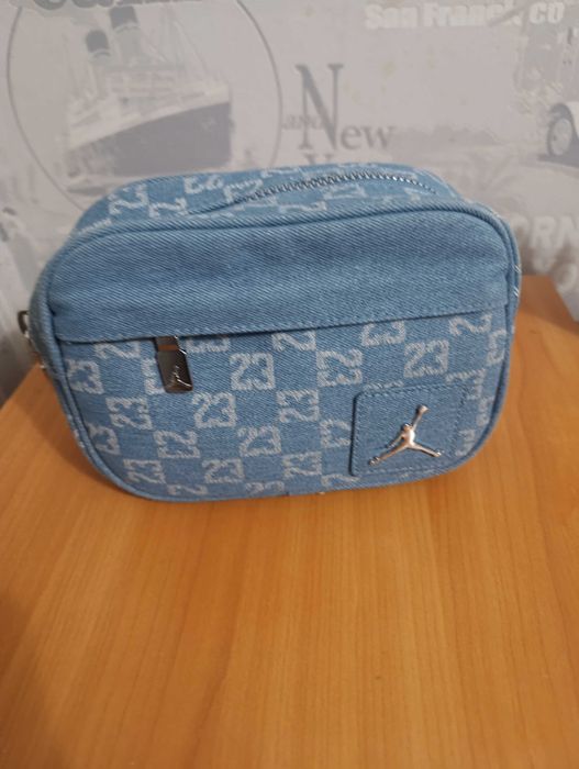 продам сумку jordan