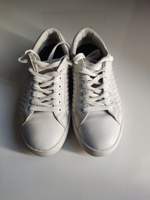 Tenis Hugo Boss, tamanho 40