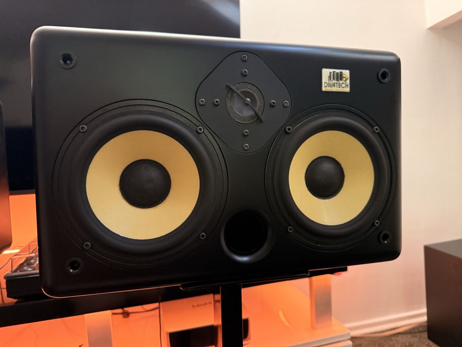 Monitory studyjne Kolumny Focal Divatech MC 26