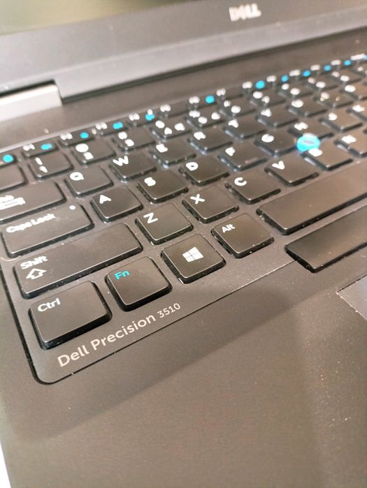 Dell Precision 3510 256 gb