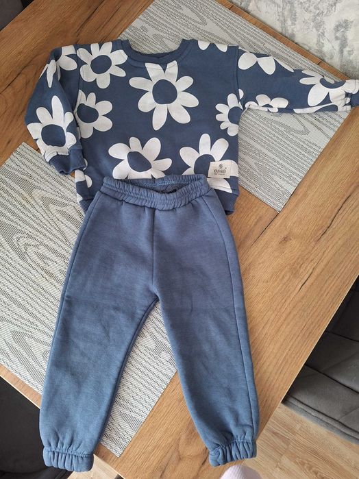 Костюм для дівчинки 86-92р.