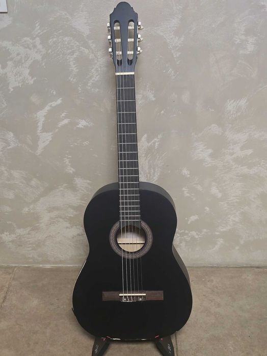 Navarrez NV12 Gitara klasyczna 4/4 czarny mat uszkodzona