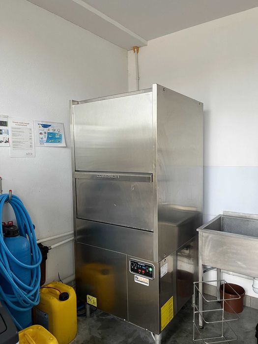 Zmywarka gastronomiczna Comenda GE605 RCD