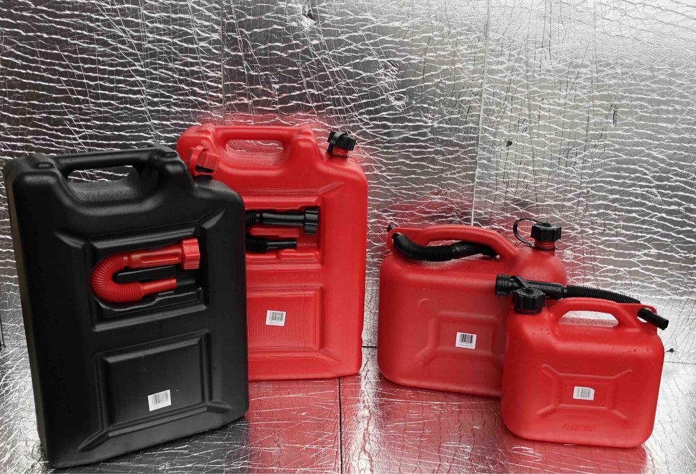 Канистра пластиковая 10л -350/Каністра пластмасова 20л -425гр/5л - 250