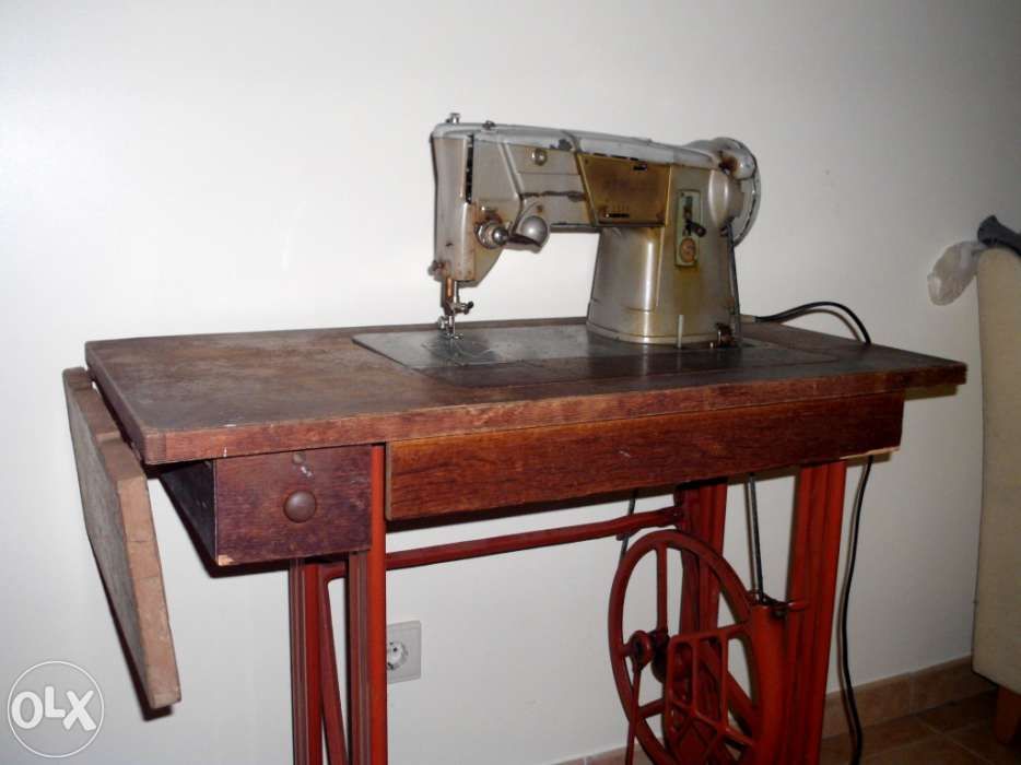 Máquina Costura Singer