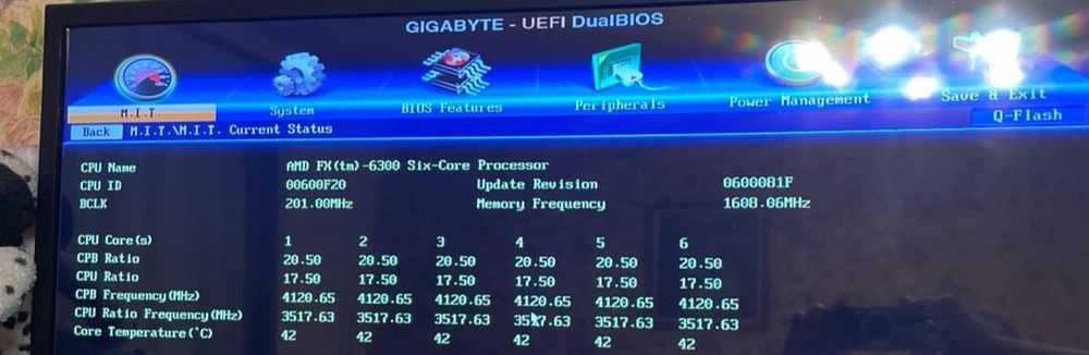 Материнская плата Gigabyte AM3 сокет ддр3