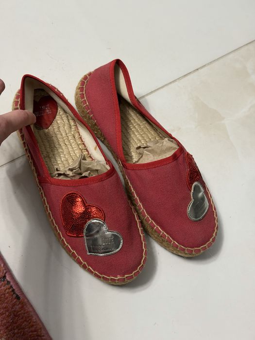 Еспедрили Love Moschino оригінал 35 розмір