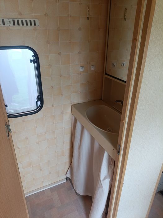 Mover , 1100 dmc , przyczepa kempingowa , kemping