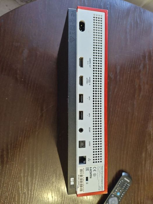 Продам, Xbox one S