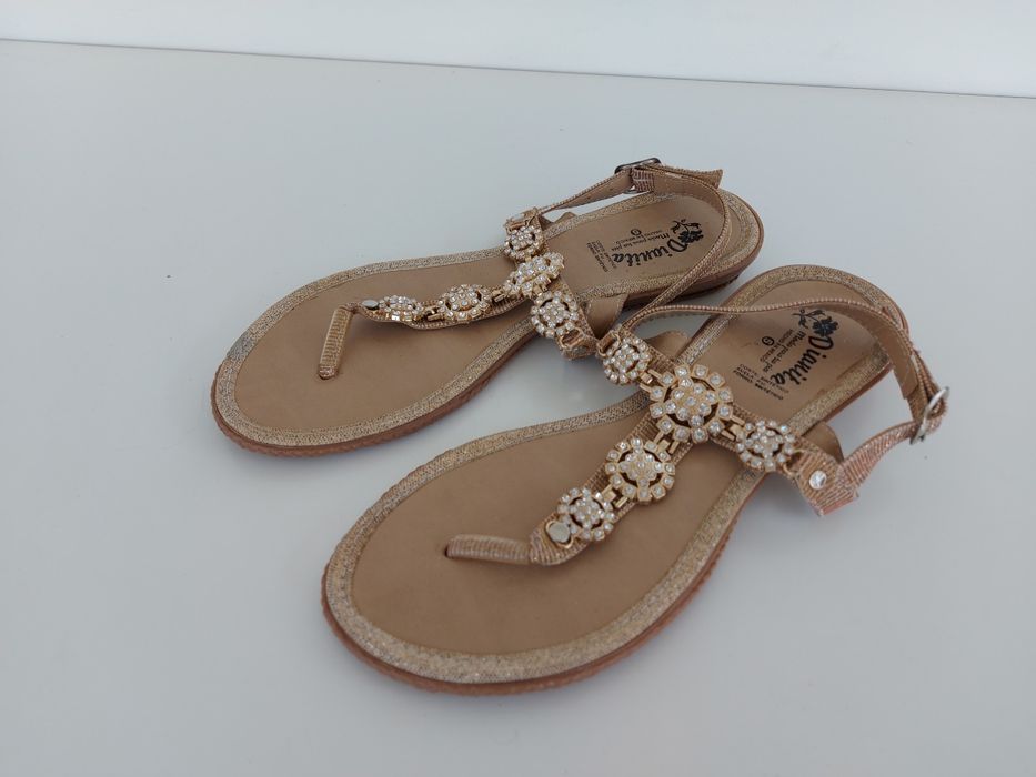 Buty sandały Dianita w rozmiarze 38