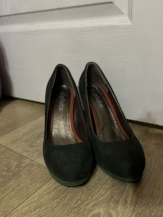 Туфлі жіночі замшеві