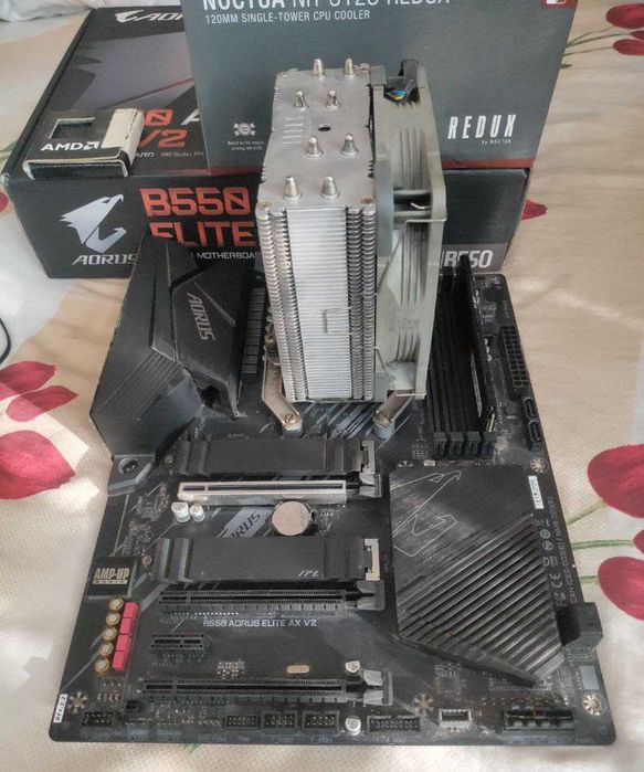 Комплект для пк: r5 5500, 16GB озу, материнка с wi-fi и охлаждение