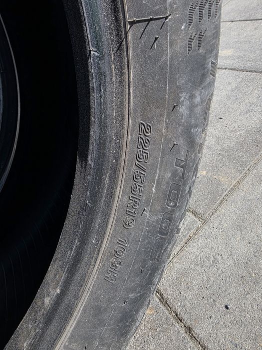 4x opony Bridgestone 225/55/R19