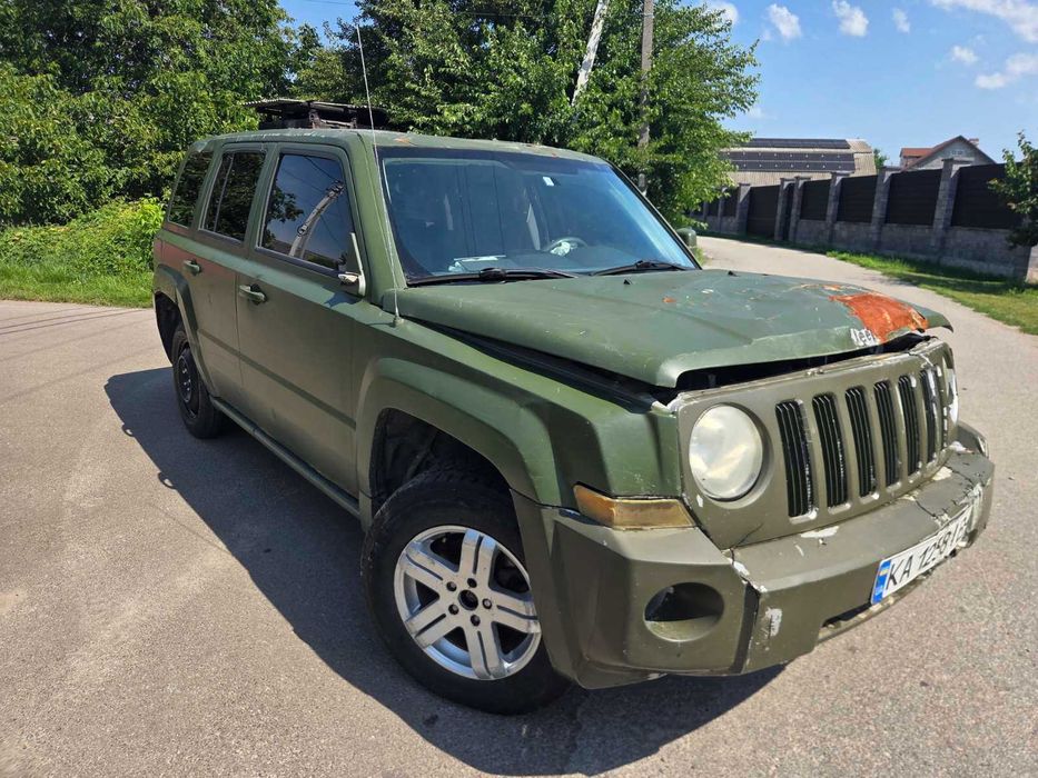 Продам Jeep Patriot 2008, 2.36л бензин, механіка, передній привод