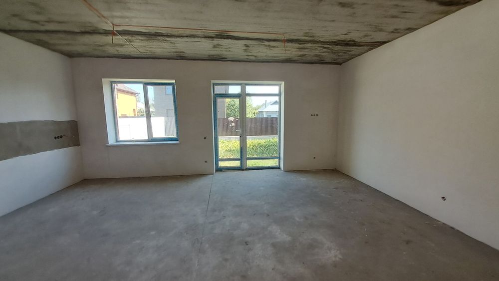 Продається двоповерховий будинок в Аграномічному