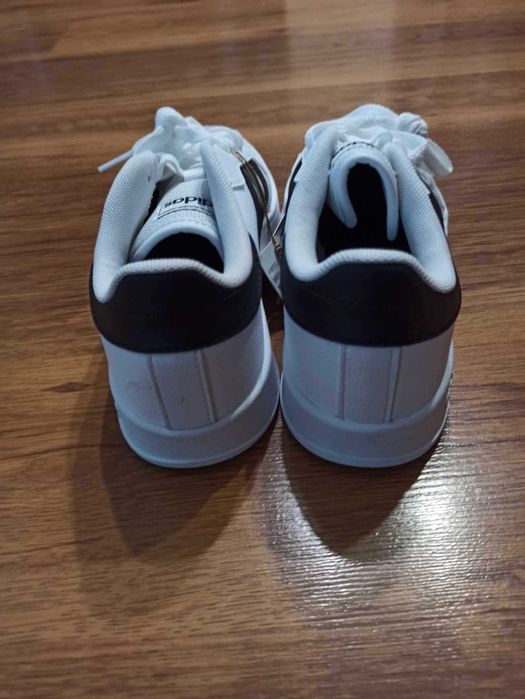 Adidas nr 40 2/3  dł.wkł 25.5cm