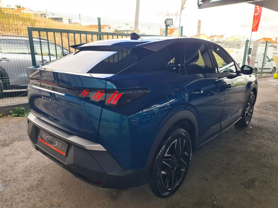 Peugeot 3008 1.2 Hybrid Allure e-DCS6