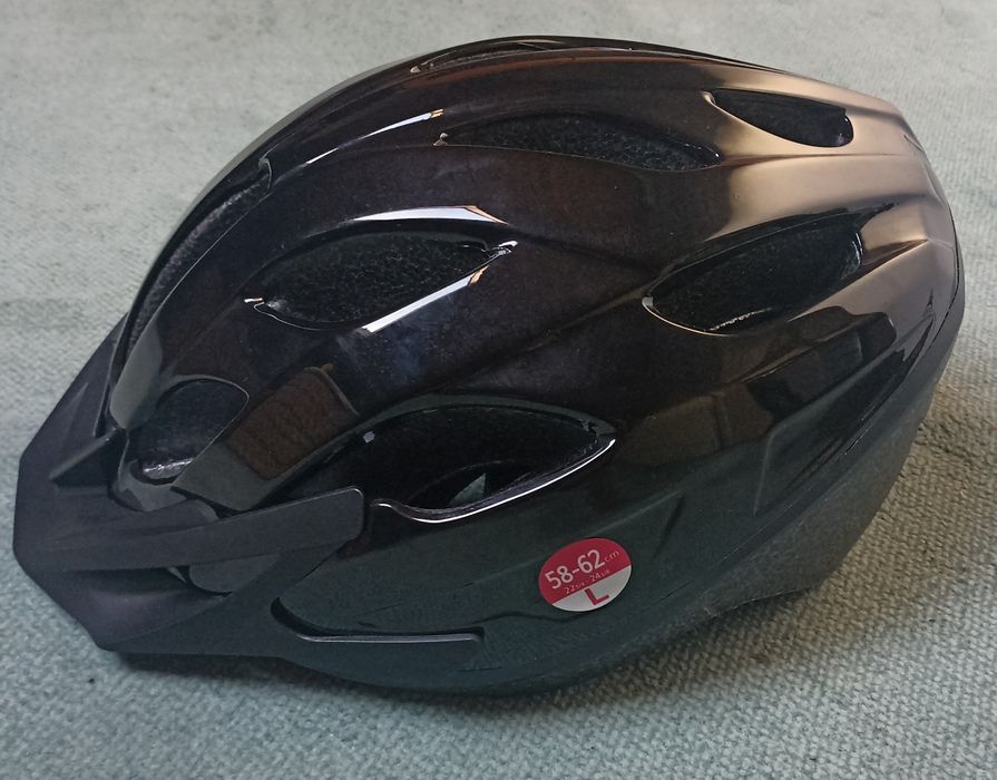 Capacete Bicicleta Rockrider e Pedais Exustar