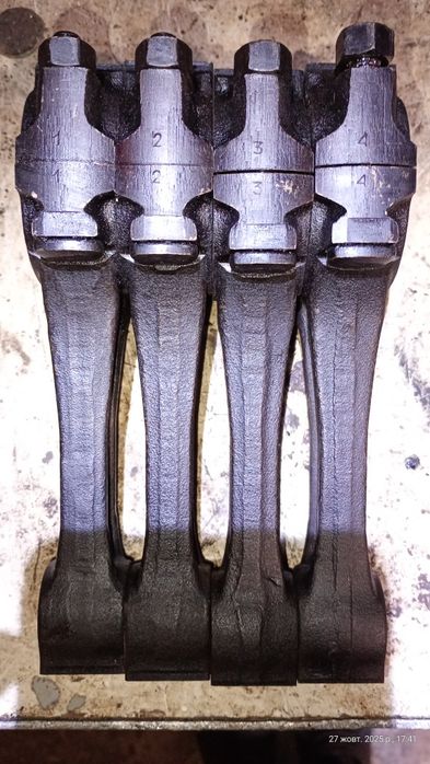 Шатуни ваз 2101  ( 2105 ) комплект