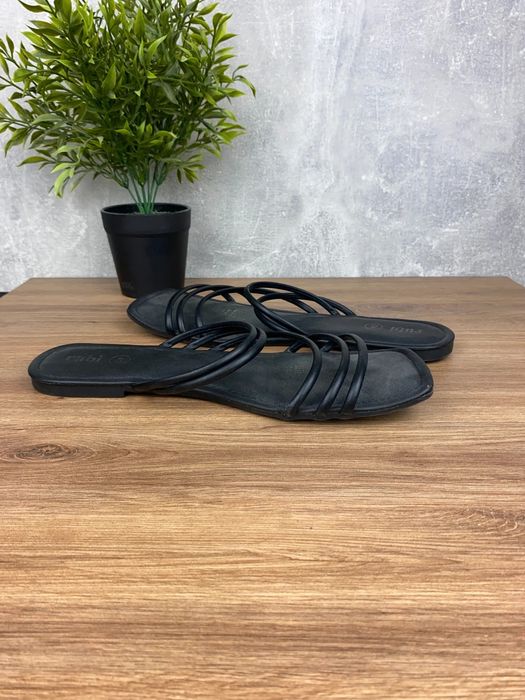 Buty damskie Rubi r. 42 - czarne klapki z paskami