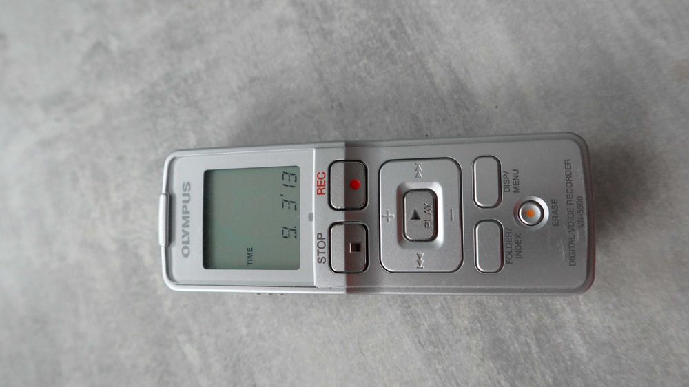 Плеер диктофон Grundig dt 2300 Olumpys vn-5500  Sanyo Talk Book