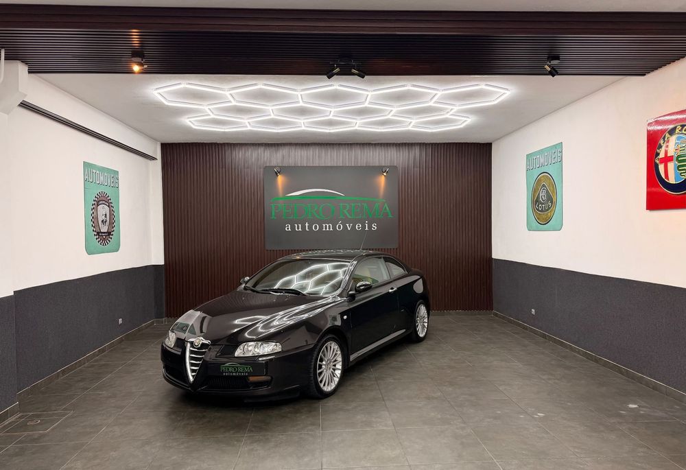 Alfa Romeo GT 1.9 JTD M-JET Distinctive