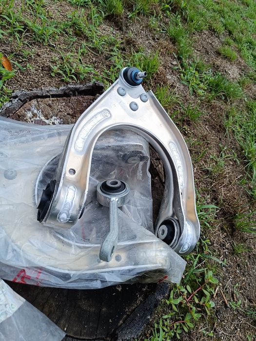Wahacze przód Mercedes CLS219, E w211, łączniki stabilizatora