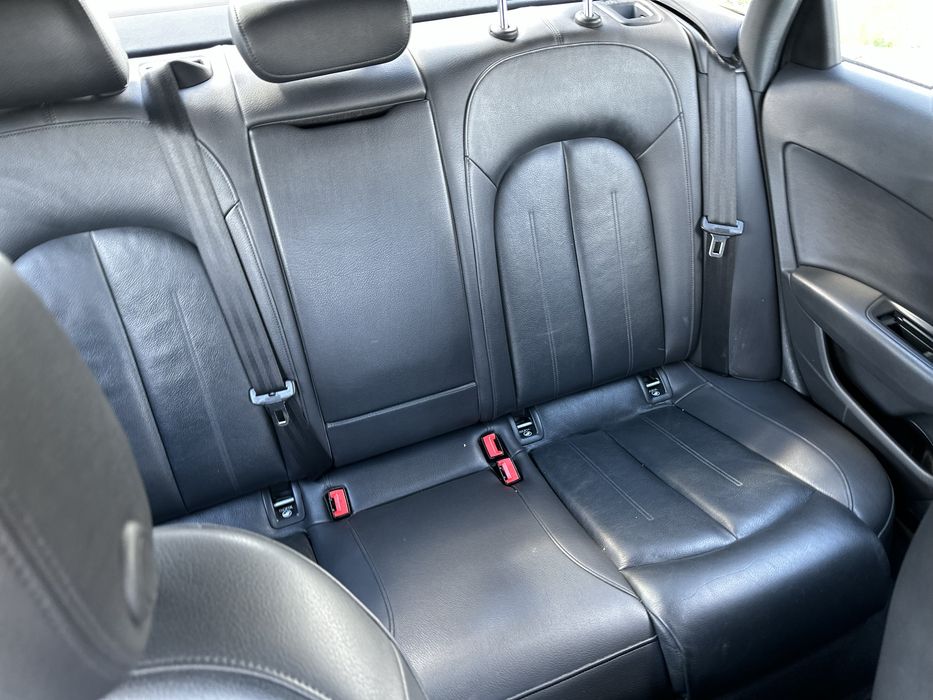 Продам автомобіль audi