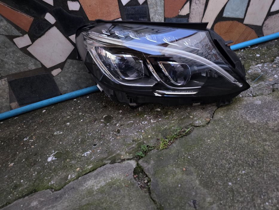Optica Mercedes w205 lede 2014