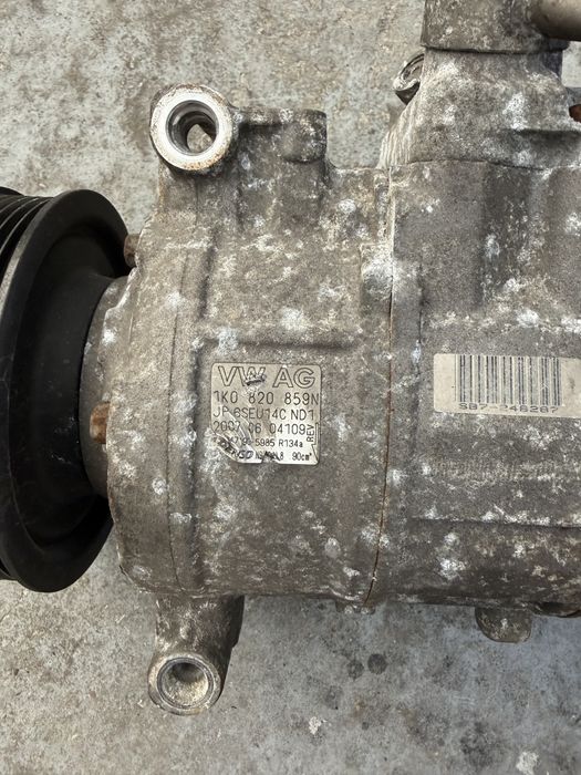 Kompresor sprężarka klimatyzacji 1K0.820.859N