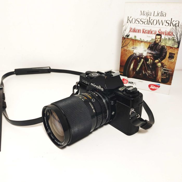 Lustrzanka analogowa Minolta XG-E Soligor Zoom Macro 28-80mm 3,5-4,5