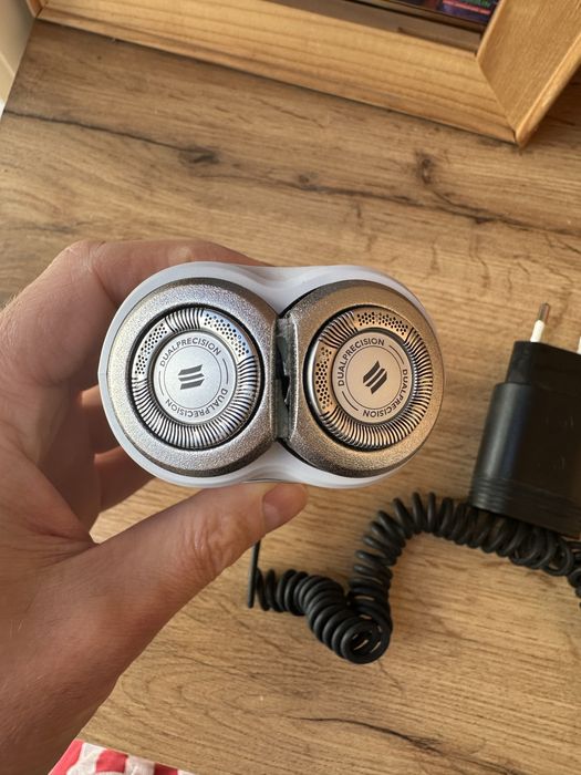 Электробритва  Philips