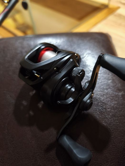 Carreto daiwa pr100 e cana abu Garcia Tormentor2 sem uso