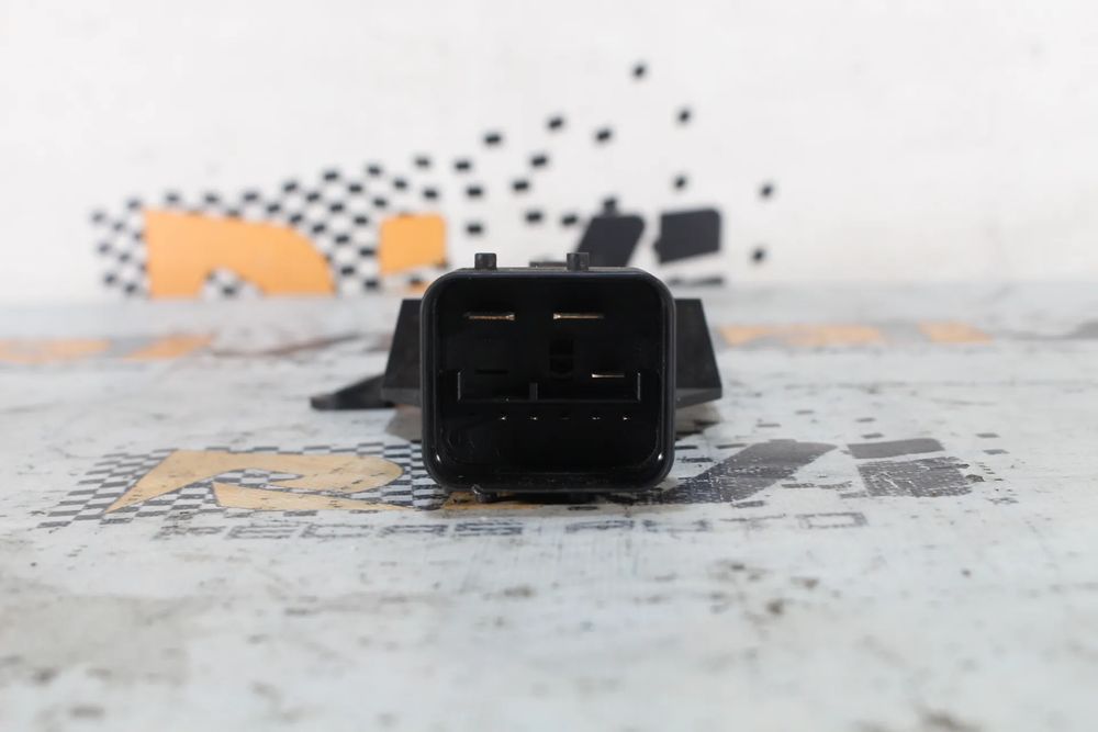 Botão / interruptor electromecânico / relé SEAT Ibiza IV (6J5, 6P1)