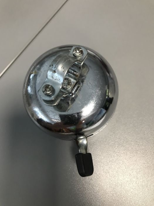 Duży dzwonek rowerowy