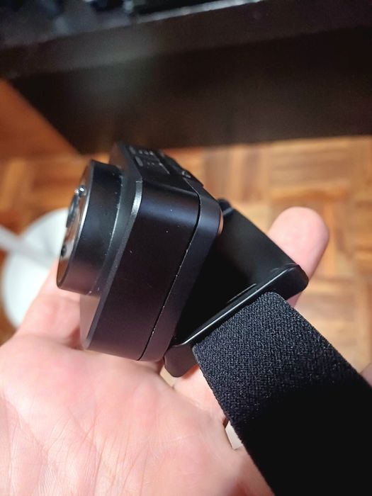 Câmara Full HD 1080p com Luz – Ideal para Bicicleta, Capacete ou Traba