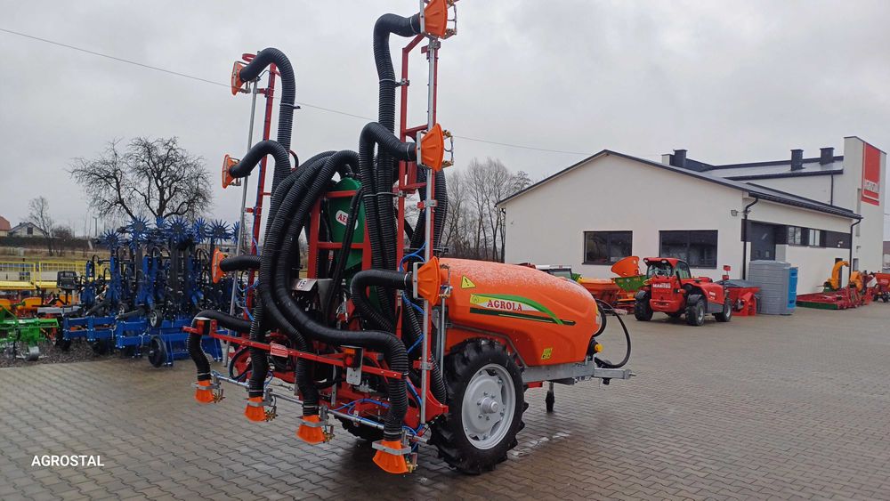 Opryskiwacz sadowniczy do truskawek Agrola Aeris H 1000 l