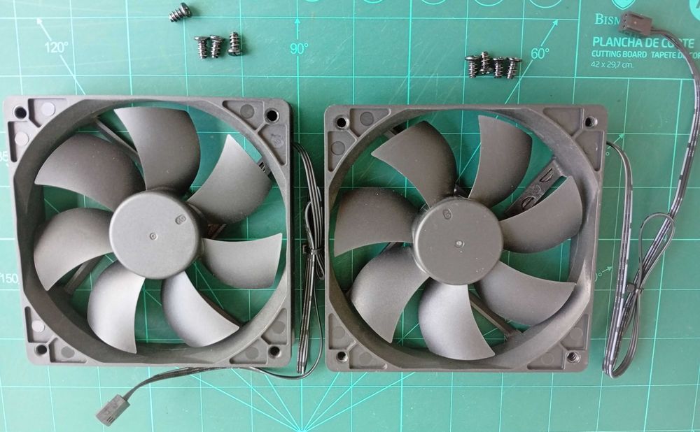 Ventoinhas Corsair 120mm x 25mm 1200rpm 3-pinos